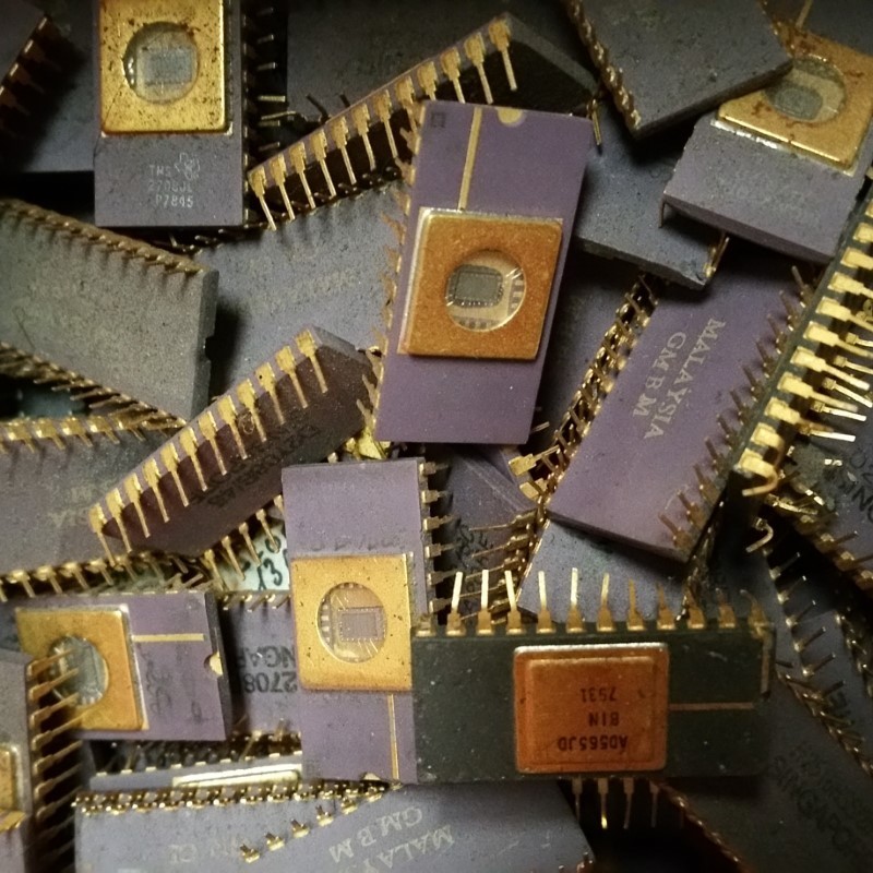 Gold ceramic Eprom