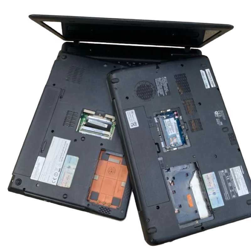 Incomplete laptop with battery